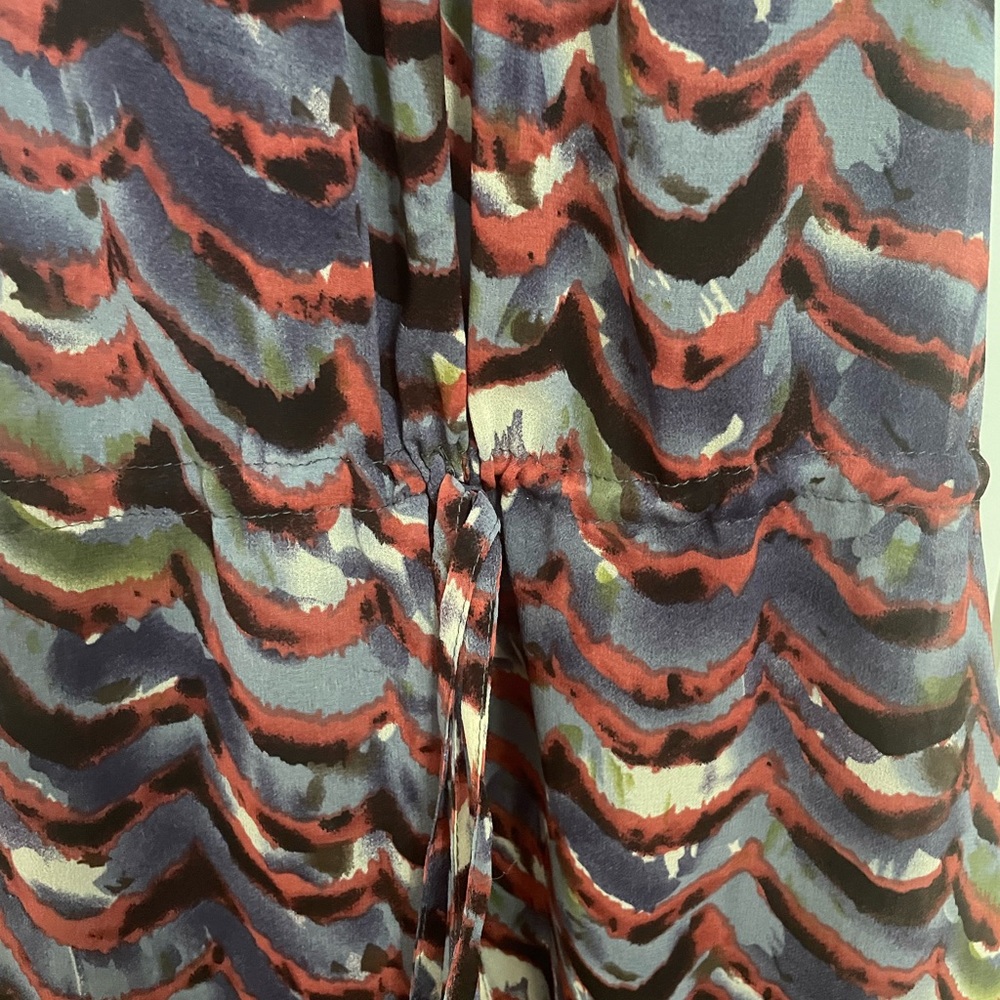 Multi colored patterned dress - Picture 3 of 4